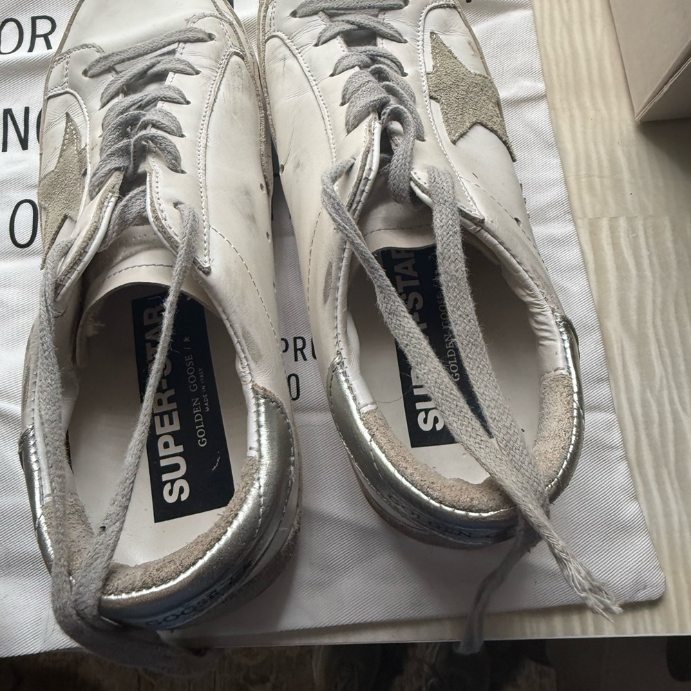 Golden Goose White Leather Sneakers with Silver Star Accent - Picture 4 of 4